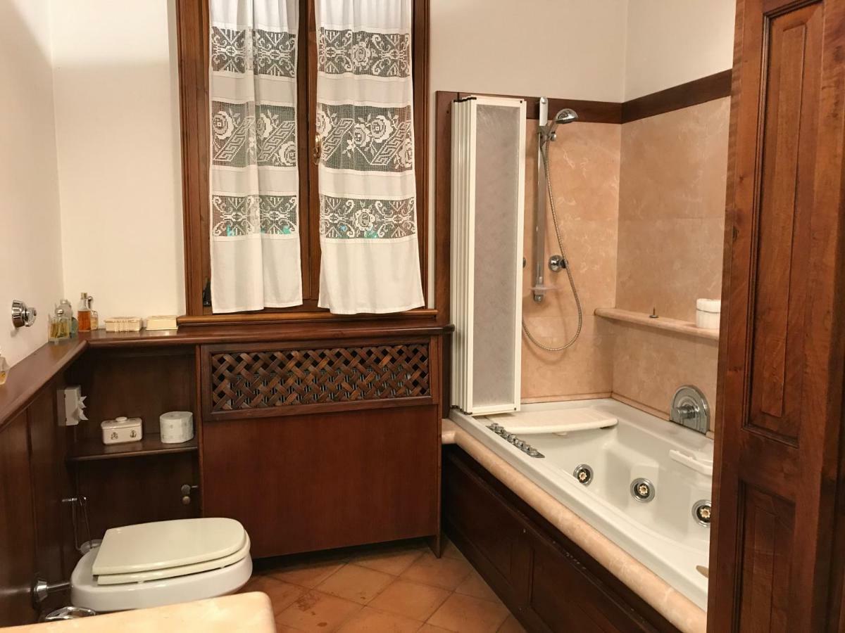 Corte Ginepro Roncoferraro Exteriér fotografie